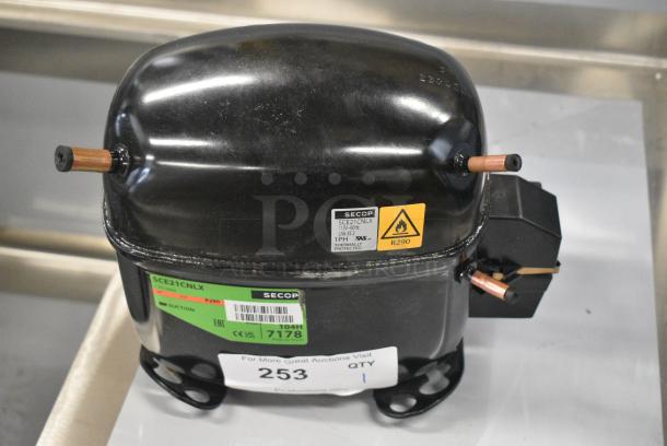 BRAND NEW SCRATCH AND DENT! Secop SCE21CNLX Motor. 115 Volts, 1 Phase. - Image 1 of 5