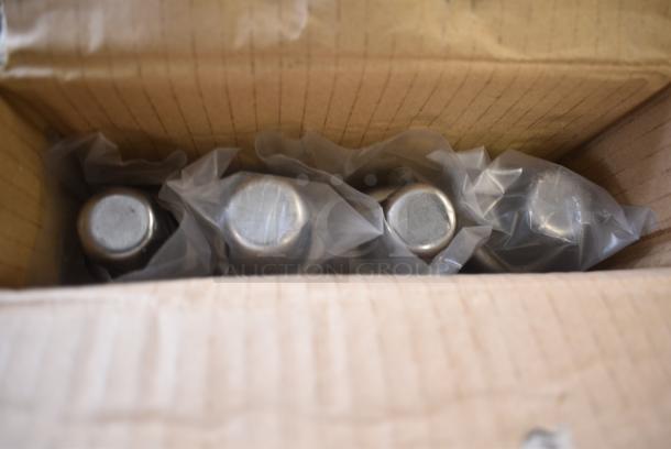 BRAND NEW SCRATCH AND DENT! Steelton 522US21821 Stainless Steel 2 Bay Sink. No Legs. - Image 5 of 7