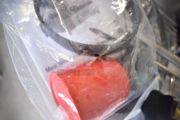 BRAND NEW SCRATCH AND DENT! Avantco ASA0012 177SL612A 12" Medium-Duty Automatic Meat Slicer with Manual Use Option - 1/2 hp. 115 Volts, 1 Phase. Tested and Working! - Image 7 of 10