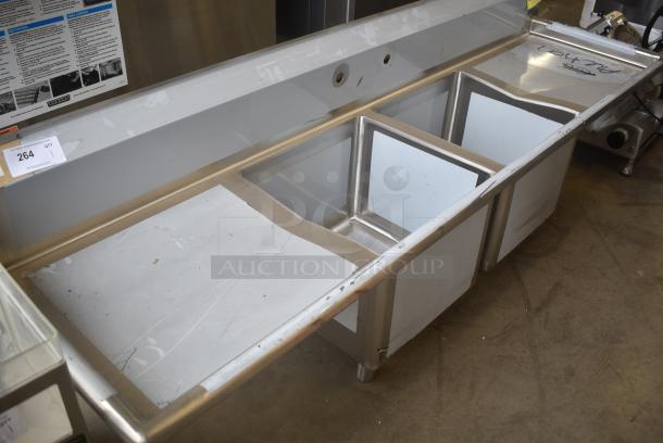 BRAND NEW SCRATCH AND DENT! Regency 600S21818224 124" 16-Gauge Stainless Steel Three Compartment Commercial Sink with 2 Drainboards - 24" x 24" x 14" Bowls. No Legs. - Image 2 of 7