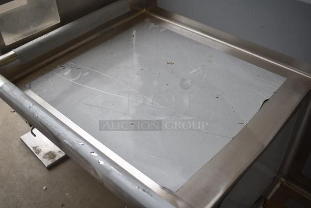 BRAND NEW SCRATCH AND DENT! Regency 600S21818224 124" 16-Gauge Stainless Steel Three Compartment Commercial Sink with 2 Drainboards - 24" x 24" x 14" Bowls. No Legs. - Image 5 of 7