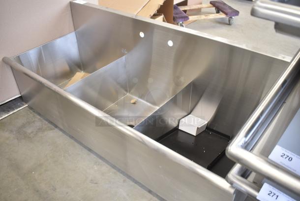 BRAND NEW SCRATCH AND DENT! Stainless Steel Commercial 3 Bay Sink. No Legs. - Image 3 of 6