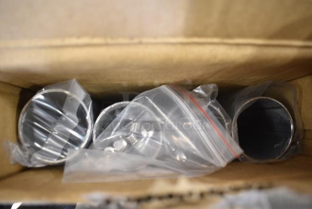 BRAND NEW SCRATCH AND DENT! Stainless Steel Commercial 3 Bay Sink. No Legs. - Image 6 of 6