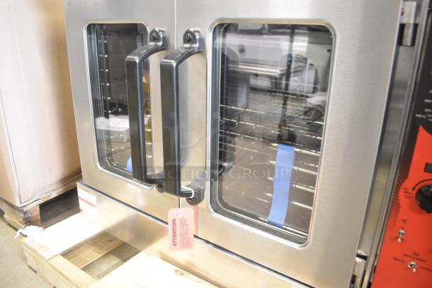 BRAND NEW SCRATCH AND DENT! Vulcan VC5ED Stainless Steel Commercial Electric Powered Single Deck Full Size Electric Convection Oven w/ View Through Doors, Metal Oven Racks and Thermostatic Controls. 208 Volts, 3 Phase. - Image 7 of 10