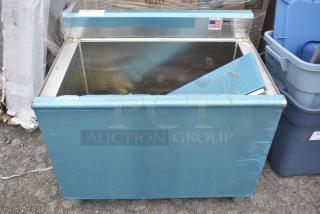 BRAND NEW SCRATCH AND DENT! Eagle Group B30IC-16D-18-7 1800 Series 30
