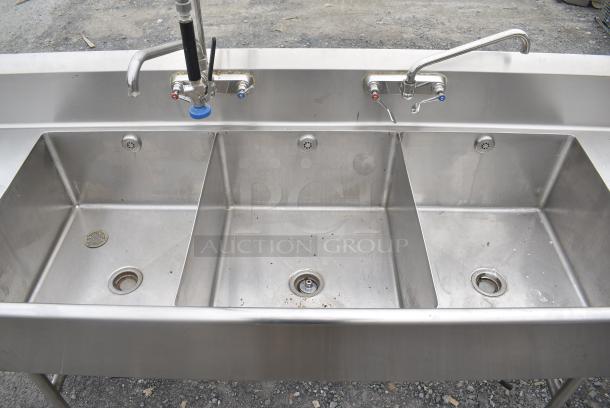 Stainless Steel Commercial 3 Bay Sink w/ Dual Drain Boards, 2 Faucets and 2 Handle Sets - Image 4 of 8