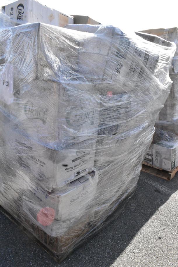 35 BRAND NEW SCRATCH AND DENT! Items Including 130BKFKSNSPH Choice Black Heavy Weight Wrapped Polystyrene Plastic Cutlery Pack with Napkin and Salt and Pepper Packets - 500/Case, Sabert 54160B50 Bowl2 Clear Dome Lid for 80 oz. and 160 oz. Square Bowls - 50/Case, 795PTOWHT8 Choice White Microwavable Folded Paper #8 Take-Out Container 6" x 4 3/4" x 2 1/2" - 300/Case, 129MCR24B T-Out 24oz Micro RND BLK Combo 150, 500L1020 Choice White Hot Paper Cup Travel Lid for 10-24 oz. Standard Cups and 8 oz. Squat Cups - 1000/Case, 127CH08 Choice 8 oz. Clear RPET Hinged Deli Container with Lid- 200/Case. 35 Times Your Bid! - Image 4 of 15