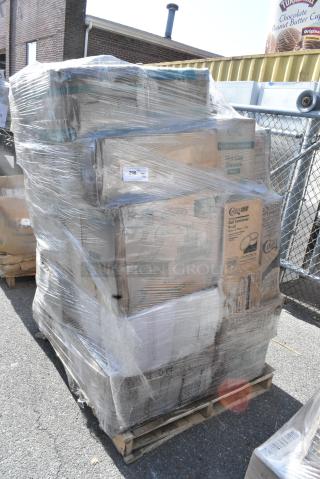 32 BRAND NEW SCRATCH AND DENT! Items Including 500LFLAT Choice 9, 12, 16, 20, and 24 oz. Clear PET Flat Lid with No Straw Slot - 1000/Case, 394345L Noble NexGen Powder-Free Disposable Black Hybrid 3 Mil Thick Gloves - Large - 1000/Case, 500CC32P Choice Clear PET Plastic Cold Cup - 32 oz. - 500/Case, 128HD8BULK Choice Heavy Duty 8 oz. Microwavable Translucent Plastic Deli Container - 480/Case. 32 Times Your Bid!