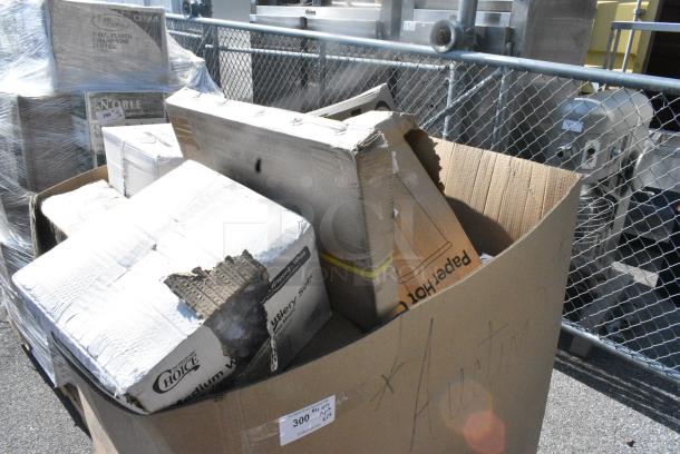 25 BRAND NEW SCRATCH AND DENT! Items Including 50020W CUP 20oz PAP HOT WHITE600 LID 500L1020B/W, 130BKFKSNSH Choice Black Heavy Weight Wrapped Polystyrene Plastic Cutlery Pack with Napkin and Salt and Pepper Packets - 500/Case, 433NHTR101WH Choice 1/6 Standard Size 2.25 Mil White Reusable Extra Heavy-Duty Plastic T-Shirt Bag - 200/Case, 129MCR333CB Choice 33 oz. Black 9" Round 3-Compartment Microwavable Heavy Weight Container with Lid - 150/Case, 346WKFSM Choice Medium Weight White Wrapped Polypropylene Plastic Cutlery Set with Knife, Fork, and Spoon - 500/Case, 130SERVSP8BK Visions 8 1/2" Black Disposable Plastic Serving Spoon - 72/Case. 25 Times Your Bid! - Image 2 of 14