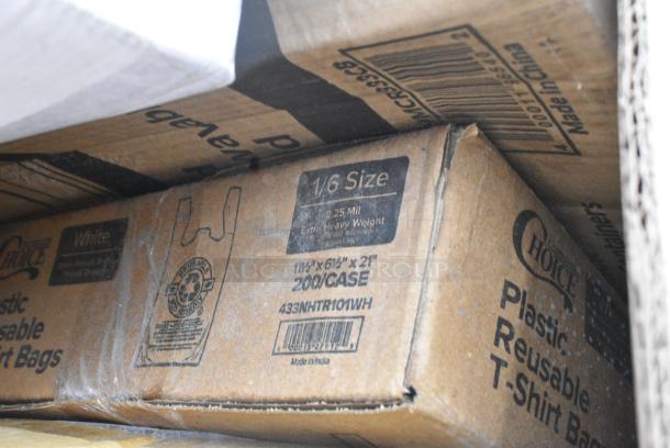25 BRAND NEW SCRATCH AND DENT! Items Including 50020W CUP 20oz PAP HOT WHITE600 LID 500L1020B/W, 130BKFKSNSH Choice Black Heavy Weight Wrapped Polystyrene Plastic Cutlery Pack with Napkin and Salt and Pepper Packets - 500/Case, 433NHTR101WH Choice 1/6 Standard Size 2.25 Mil White Reusable Extra Heavy-Duty Plastic T-Shirt Bag - 200/Case, 129MCR333CB Choice 33 oz. Black 9" Round 3-Compartment Microwavable Heavy Weight Container with Lid - 150/Case, 346WKFSM Choice Medium Weight White Wrapped Polypropylene Plastic Cutlery Set with Knife, Fork, and Spoon - 500/Case, 130SERVSP8BK Visions 8 1/2" Black Disposable Plastic Serving Spoon - 72/Case. 25 Times Your Bid! - Image 9 of 14