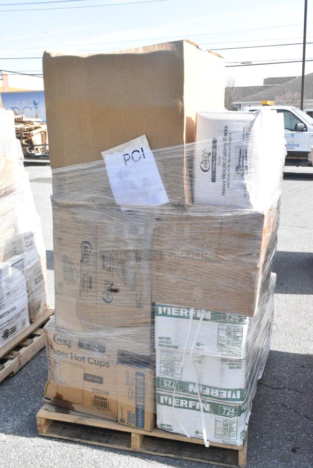 25 BRAND NEW SCRATCH AND DENT! Items Including 5008W Choice 8 oz. Tall White Poly Paper Hot Cup - 1000/Case, 130BKFKSNH Choice Black Heavy Weight Wrapped Polystyrene Plastic Cutlery Pack with Napkin - 500/Case, 433HSLCPIE Choice 5" Clear Hinged Slice Container with High Dome Lid - 300/Case, 130BKFKSNX500 Choice Black Extra Heavy Weight Wrapped Polystyrene Plastic Cutlery Pack with Napkin - 500/Case, 127P400B Choice BlackPlasticSouflle Cup, 500CC9 Choice 9 oz. Clear PET Customizable Plastic Squat Cold Cup - 1000/Case, 5008W Choice 8 oz. Tall White Poly Paper Hot Cup - 1000/Case, 795PTOWHT4 Choice White Microwavable Folded Paper #4 Take-Out Container 7 3/4" x 5 1/2" x 3 1/2" - 160/Case. 25 Times Your Bid! - Image 4 of 13