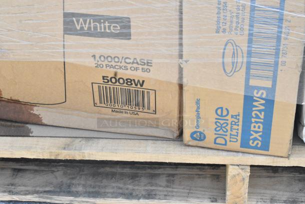 25 BRAND NEW SCRATCH AND DENT! Items Including 5008W Choice 8 oz. Tall White Poly Paper Hot Cup - 1000/Case, 130BKFKSNH Choice Black Heavy Weight Wrapped Polystyrene Plastic Cutlery Pack with Napkin - 500/Case, 433HSLCPIE Choice 5" Clear Hinged Slice Container with High Dome Lid - 300/Case, 130BKFKSNX500 Choice Black Extra Heavy Weight Wrapped Polystyrene Plastic Cutlery Pack with Napkin - 500/Case, 127P400B Choice BlackPlasticSouflle Cup, 500CC9 Choice 9 oz. Clear PET Customizable Plastic Squat Cold Cup - 1000/Case, 5008W Choice 8 oz. Tall White Poly Paper Hot Cup - 1000/Case, 795PTOWHT4 Choice White Microwavable Folded Paper #4 Take-Out Container 7 3/4" x 5 1/2" x 3 1/2" - 160/Case. 25 Times Your Bid! - Image 5 of 13