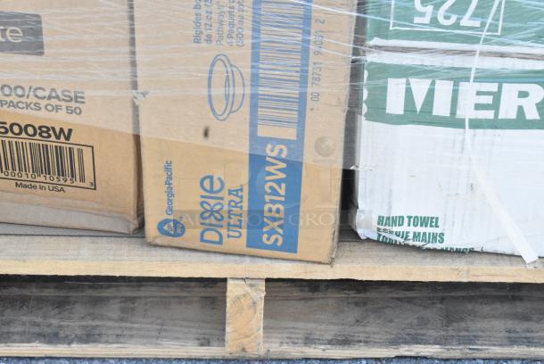 25 BRAND NEW SCRATCH AND DENT! Items Including 5008W Choice 8 oz. Tall White Poly Paper Hot Cup - 1000/Case, 130BKFKSNH Choice Black Heavy Weight Wrapped Polystyrene Plastic Cutlery Pack with Napkin - 500/Case, 433HSLCPIE Choice 5" Clear Hinged Slice Container with High Dome Lid - 300/Case, 130BKFKSNX500 Choice Black Extra Heavy Weight Wrapped Polystyrene Plastic Cutlery Pack with Napkin - 500/Case, 127P400B Choice BlackPlasticSouflle Cup, 500CC9 Choice 9 oz. Clear PET Customizable Plastic Squat Cold Cup - 1000/Case, 5008W Choice 8 oz. Tall White Poly Paper Hot Cup - 1000/Case, 795PTOWHT4 Choice White Microwavable Folded Paper #4 Take-Out Container 7 3/4" x 5 1/2" x 3 1/2" - 160/Case. 25 Times Your Bid! - Image 6 of 13