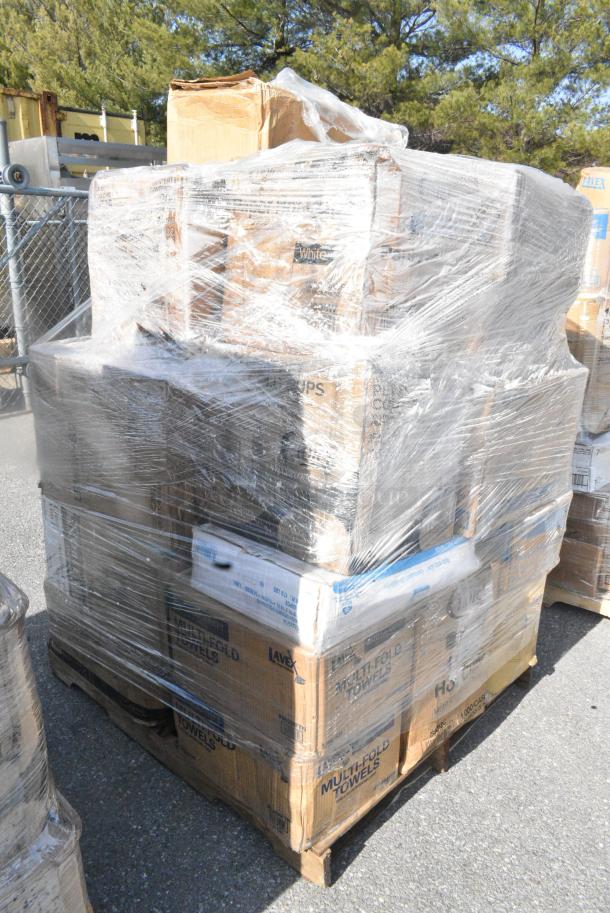 26 BRAND NEW SCRATCH AND DENT! Items Including 795KFTL32SPE Choice 16-32 oz. Rectangular Polypropylene Take-Out Lid - 300/Case, 79516ESWHPRT Emperor's Select 16 oz. Asian Paper Take-Out Container with Wire Handle - 500/Case, 5001TPJ Lavex 1-Ply 1400' Universal Jumbo Toilet Paper Roll with 9" Diameter - 12/Case, 127CH24F Choice 24 oz. Clear RPET Tall Hinged Deli Container - 200/Case, 50012C Choice 12 oz. Coffee Print Poly Paper Hot Cup - 1000/Case, 500MFTN Lavex Natural Brown Kraft M-Fold (Multifold) Towel - 4000/Case. 26 Times Your Bid! - Image 3 of 11