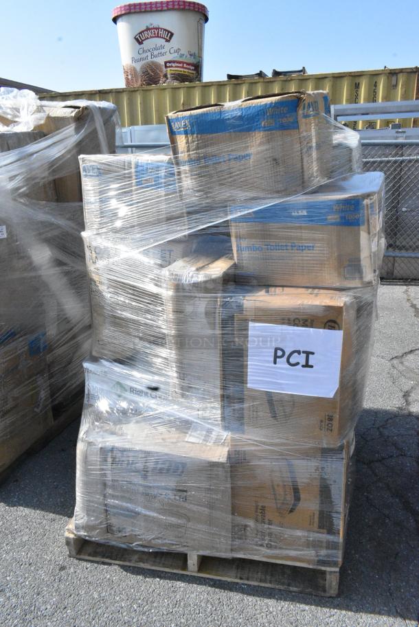 25 BRAND NEW SCRATCH AND DENT! Items Including 966TALLFLDN Choice Kraft Natural Tall-Fold 6" x 13" Dispenser Napkin - 8000/Case, 394365M Noble Products Powder-Free Disposable Clear Vinyl Gloves for Foodservice - Medium - 1000/Case, WI1BNHT5312 Choice 5" x 12 1/2" 1 Bottle Customizable Paper Wine Bag with Handle - 250/Case, 500TO993C3 Choice 9" x 9" x 3" Microwaveable 3-Compartment Black / Clear Plastic Hinged Container - 100/Case, 50012W Choice 12 oz. White Poly Paper Hot Cup - 1000/Case. 25 Times Your Bid! - Image 2 of 14