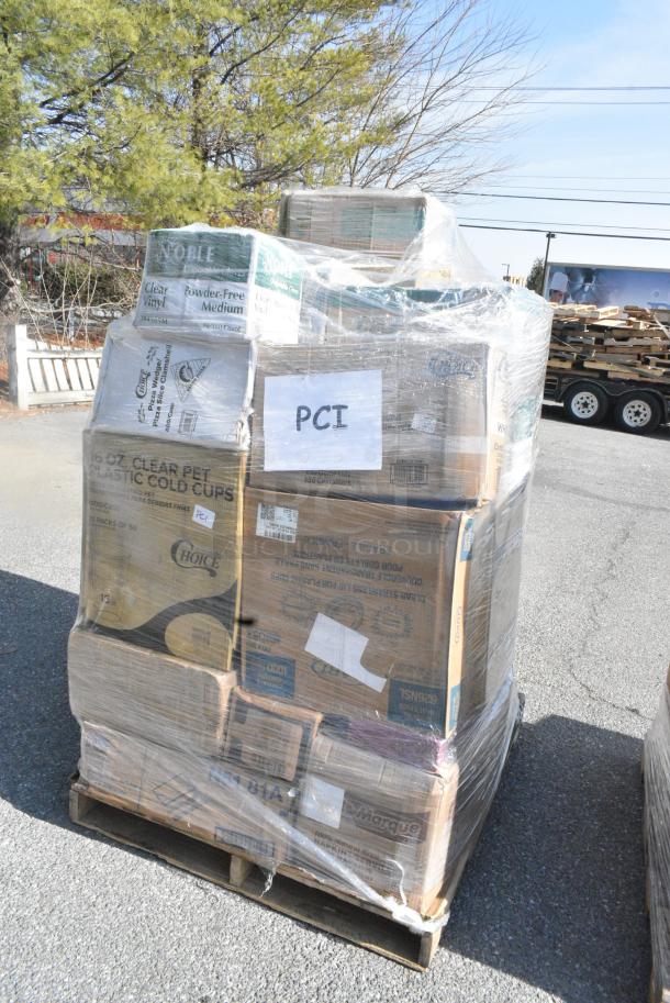 28 BRAND NEW SCRATCH AND DENT! Items Including 129MCR32W Choice 32 oz. White 7 1/4" Round Microwavable Heavy Weight Container with Lid - 150/Case, Solo 626NSL Prima PET Plastic Cold Cup Strawless Lid - 1000/Case, 500CC16 Choice Clear PET Customizable Plastic Cold Cup - 16 oz. - 1000/Case, 502386016CL Lavex 55-60 Gallon 16 Micron 38" x 60" High Density Janitorial Can Liner / Trash Bag - 200/Case, 395TO991 EcoChoice 9" x 9" x 3" Compostable No PFAS Added Bamboo / Bagasse 1 Compartment Take-Out Box - 200/Case, 795PLAKFT4 EcoChoice Kraft PLA Lined Compostable #4 Take-Out Container 7 3/4" x 5 1/2" x 3 1/2" - 160/Case, 500CC12 Choice Clear PET Customizable Plastic Cold Cup - 12 oz. - 1000/Case, 394EN502M. 28 Times Your Bid! - Image 4 of 19