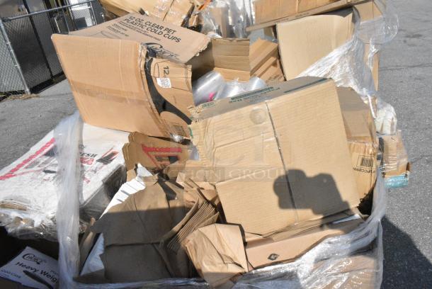 15 BRAND NEW SCRATCH AND DENT! Items Including 760PCC09W Choice 9 oz. White Poly Paper Cold Cup - 2000/Case, 500CC12 Choice Clear PET Customizable Plastic Cold Cup - 12 oz. - 1000/Case, 130BKKNIFEH CHOICE KNIFE HVY WGHT BLACK 1M, 433B Paper SOS Bags. 15 Times Your Bid! - Image 3 of 12