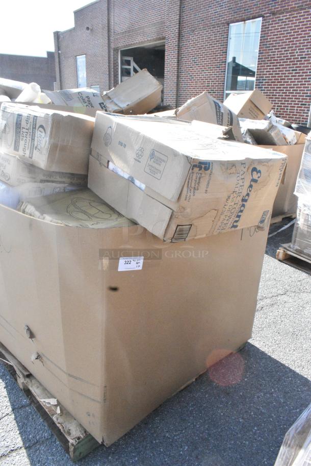 20 BRAND NEW SCRATCH AND DENT! Items Including 612527HD Choice 7" Round Heavy Weight Foil Take-Out Pan - 500/Case, 127SB18COMBO Choice 18 oz. Clear Plastic Salad Bowl with Lid - 150/Case, 130CLFKSNSPH Choice Clear Heavy Weight Wrapped Polystyrene Plastic Cutlery Pack with Napkin and Salt and Pepper Packets - 500/Case, 612FFL1230 Choice Foil Steam Table Pan Lid - Full Size - 50/Case, 500LSTRWLW Choice 9, 12, 16, 20, and 24 oz. Clear Sip-Through Lid with Extra-Wide Opening - 1000/Case, 612527HD Choice 7" Round Heavy Weight Foil Take-Out Pan - 500/Case, 127RD32BULK Choice 32 oz. Customizable Microwavable Translucent Round Deli Container - 500/Case, 395RP10C EcoChoice Compostable No PFAS Added Bamboo / Bagasse 10" Plate 3 Compartment - 500/Case. 20 Times Your Bid! - Image 1 of 17