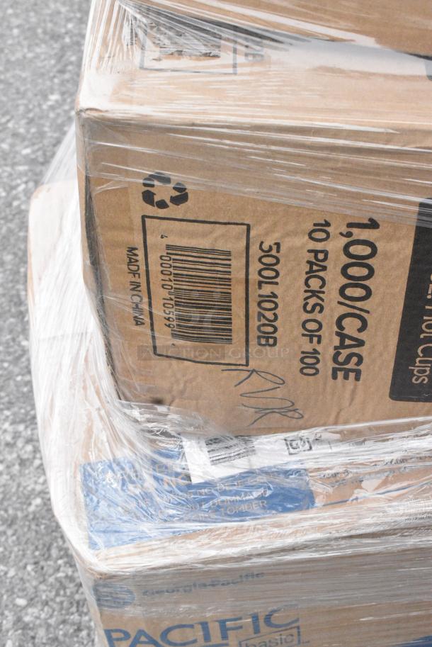 26 BRAND NEW SCRATCH AND DENT! Items Including 129MCS28B Choice 28 oz. Black Rectangular Microwavable Heavy Weight Container with Lid 8 3/4" x 6 1/4" x 1 3/4" - 150/Case, 394365M Noble Products Powder-Free Disposable Clear Vinyl Gloves for Foodservice - Medium - 1000/Case, 760SOUP64BBL Choice 64 oz. Black Paper Soup / Hot Food Cup Vented Lid - 150/Case, 130BKFKSNH Choice Black Heavy Weight Wrapped Polystyrene Plastic Cutlery Pack with Napkin - 500/Case, 500L1020B Choice Black Hot Paper Cup Travel Lid for 10-24 oz. Standard Cups and 8 oz. Squat Cups - 1000/Case, Dart 205HT1 White Foam Take Out Container with Perforated Hinged Lid 9" x 6" x 3" - 200/Case, 500CC9 Choice 9 oz. Platic Cold Cup. 26 Times Your Bid! - Image 9 of 13