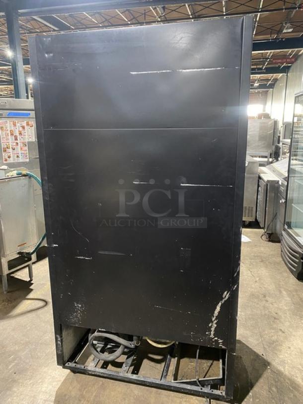 True Dunkin Donuts/Coca-Cola Style Commercial Black Double Glass Sliding Door Reach In Merchandiser Refrigerator! Energy Star Certified! With Poly Coated Wire Racks! Model: GDM-37EM-LD SN: 7510717! 115V 1 Phase! On Casters! - Image 3 of 9