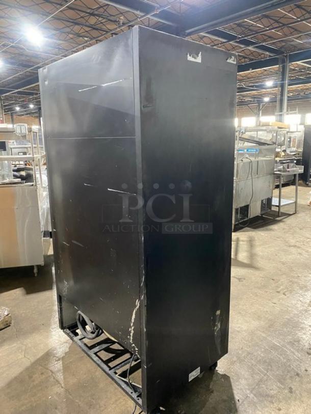 True Dunkin Donuts/Coca-Cola Style Commercial Black Double Glass Sliding Door Reach In Merchandiser Refrigerator! Energy Star Certified! With Poly Coated Wire Racks! Model: GDM-37EM-LD SN: 7510717! 115V 1 Phase! On Casters! - Image 4 of 9
