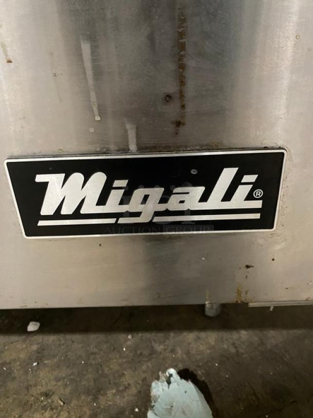 Migali Commercial Stainless Steel Custom 3 Door Refrigerated Bain Marie Style Mega Top Salad/Sandwich Prep Table! With Double Overhead Shelves! With Removable Cutting Board & Poly Coated Wire Racks! Model: C-SP48-18BT-HC SN: C-SP48-18BT-HC00318102900920023 / Model: C-SP27-12BT-HC SN: C-SP27-12BT-HC00318110500920017! 115V 1 Phase! On Legs! ALL ONE MONEY! - Image 9 of 12