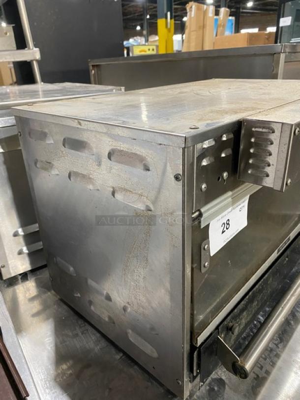 Hatco Glo-Ray Series Commercial Stainless Steel Electric Powered Countertop Food Warmer! Model: GRMW-3 SN: 4702770750! 120V 1 Phase! - Image 4 of 10