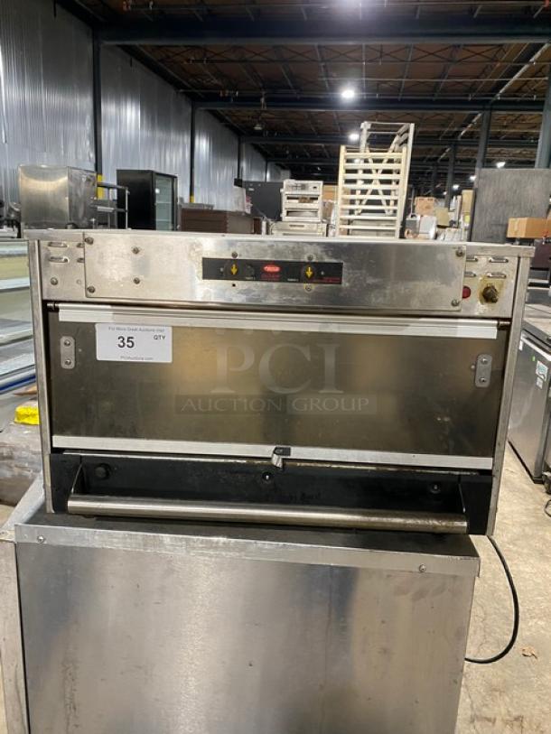 Hatco Glo-Ray Series Commercial Stainless Steel Electric Powered Countertop Food Warmer! Model: GRMW-3 SN: 4618860747! 120V 1 Phase! - Image 1 of 9