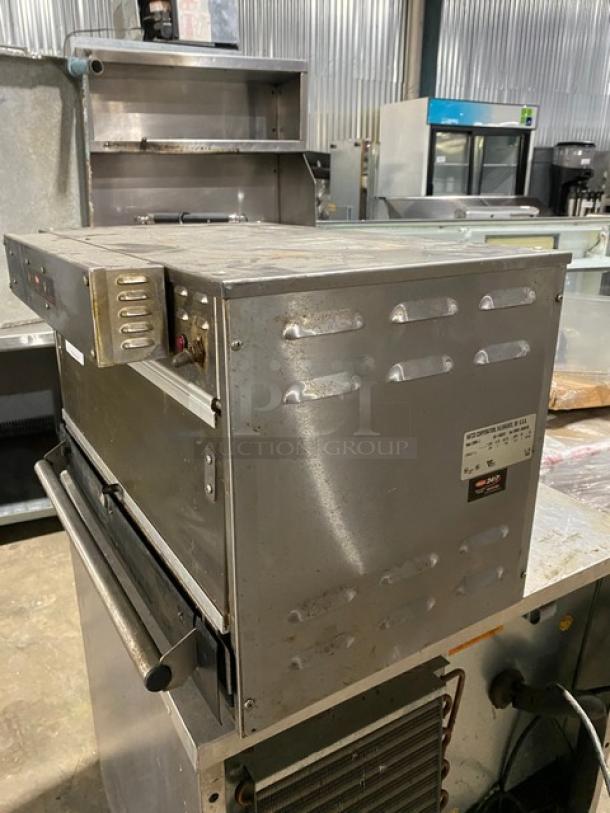 Hatco Glo-Ray Series Commercial Stainless Steel Electric Powered Countertop Food Warmer! Model: GRMW-3 SN: 4618860747! 120V 1 Phase! - Image 2 of 9