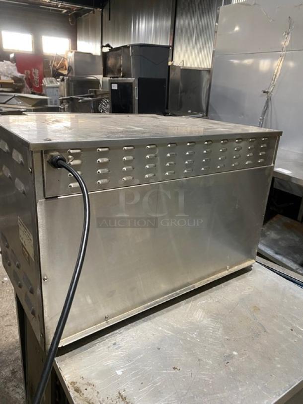 Hatco Glo-Ray Series Commercial Stainless Steel Electric Powered Countertop Food Warmer! Model: GRMW-3 SN: 4618860747! 120V 1 Phase! - Image 3 of 9