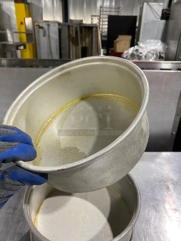 American Metalcraft Commercial Aluminum Round Baking Pans! 3X Your Bid! - Image 7 of 7