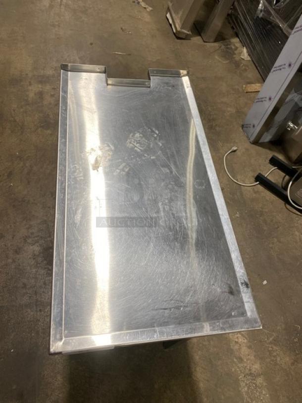 Horacio's Commercial Stainless Steel Single Shelf Worktop Table! On Legs! - Image 5 of 8