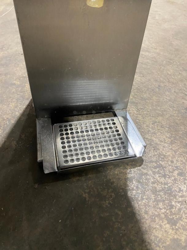 A.C. Dispensing Dunkin Donuts Style Commercial Stainless Steel Electric Powered Countertop SureShot Granular Sugar/Sweetener Dispenser! Model: AC6.E SN: 0216-034958! 120V 1 Phase! - Image 7 of 10
