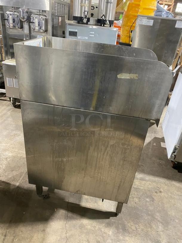 Commercial Stainless Steel Single Well Hand Washing Station! With Back & Side Splash! With Swivel Spout! On Legs! - Image 4 of 8