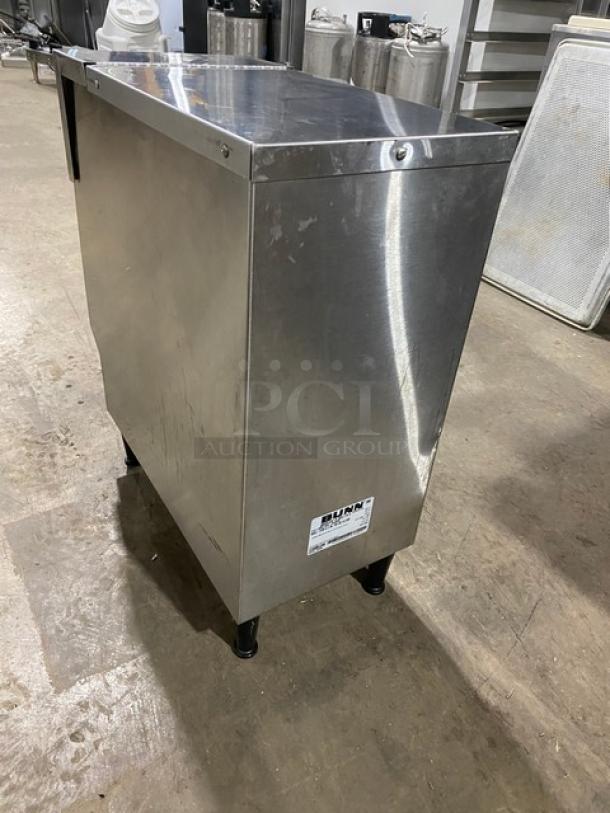 Bunn Dunkin Donuts Style Commercial Stainless Steel Countertop Iced Coffee/Tea Dispenser Liner Cabinet! Model: ICDD-3 SN: ICDD001290! On Legs! - Image 3 of 8