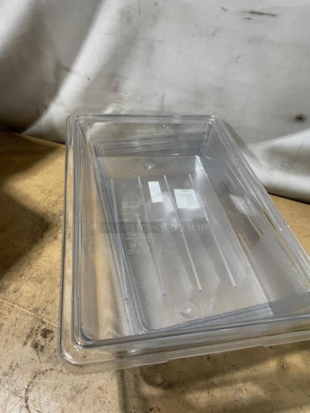 BRAND NEW! Rubbermaid Commercial Clear Polycarbonate 2-Gal. Food Storage Pan! Model: FG330700CLR! 4X Your Bid! - Image 4 of 6