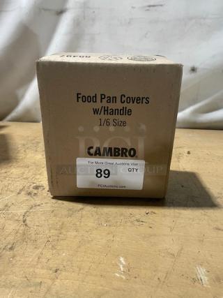BRAND NEW! Cambro Commercial Clear Polycarbonate 1/6 Size Food Pan Covers! 6 Per Case! Model: 60CWCHTRI135!