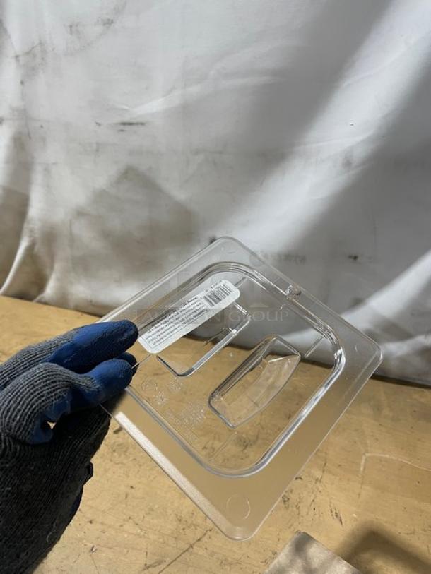 BRAND NEW! Cambro Commercial Clear Polycarbonate 1/6 Size Food Pan Covers! Model: 60CWCHTRI135! - Image 7 of 8