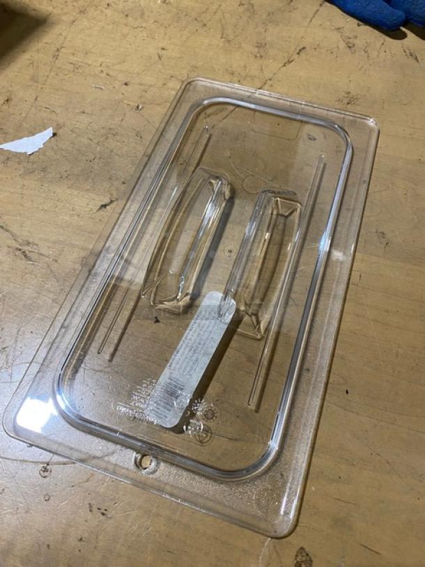 BRAND NEW! Cambro Commercial Clear Polycarbonate 1/3 Size Handled Food Pan Covers! Model: 30CWCHTRI135! - Image 6 of 7