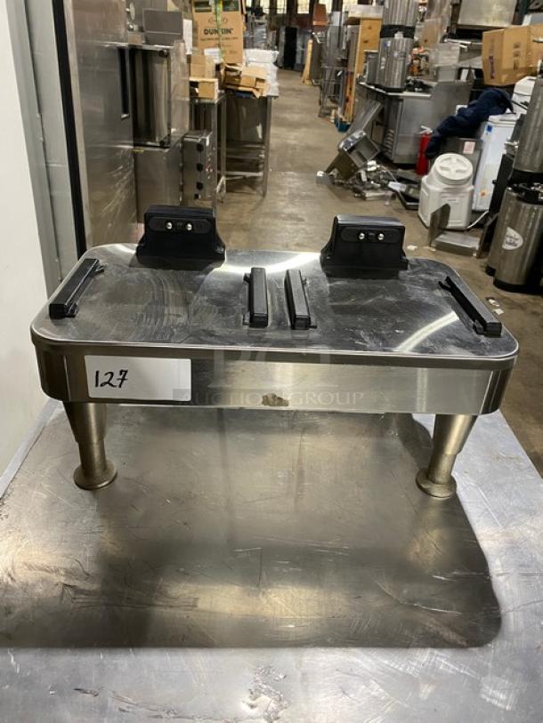 Bunn Soft Heat® Infusion Series® Commercial Stainless Steel Electric Powered Countertop Serving Stand/Docking System! With Wifi Communication! Model: 2SHSTAND SN: RW10258750! 120V 1 Phase! On Legs! - Image 1 of 8