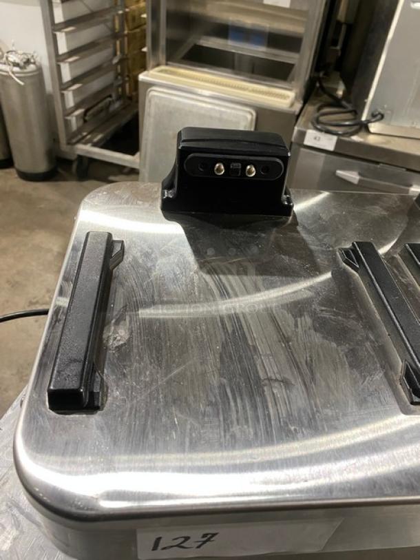 Bunn Soft Heat® Infusion Series® Commercial Stainless Steel Electric Powered Countertop Serving Stand/Docking System! With Wifi Communication! Model: 2SHSTAND SN: RW10258750! 120V 1 Phase! On Legs! - Image 5 of 8