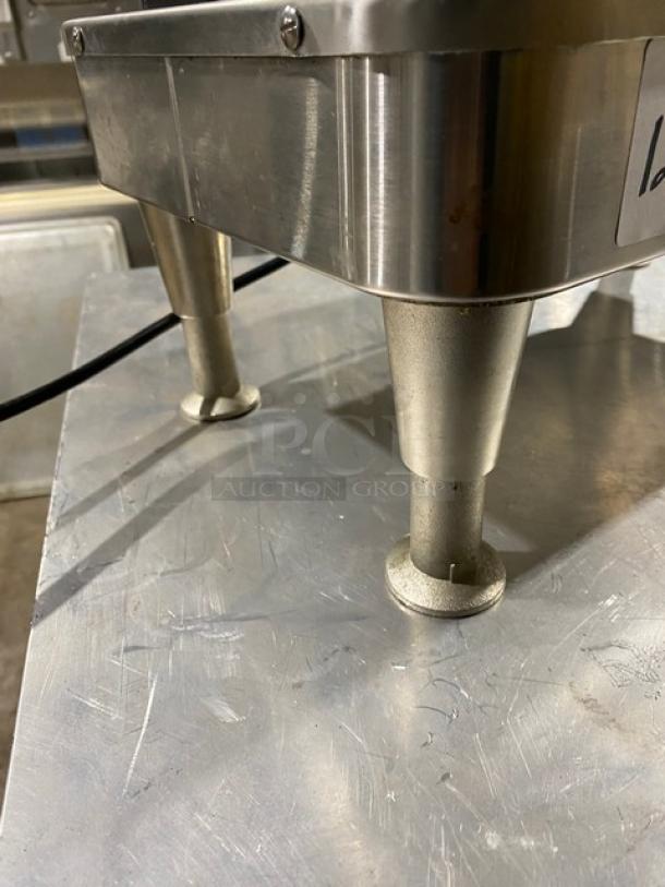 Bunn Soft Heat® Infusion Series® Commercial Stainless Steel Electric Powered Countertop Serving Stand/Docking System! With Wifi Communication! Model: 2SHSTAND SN: RW10258750! 120V 1 Phase! On Legs! - Image 6 of 8