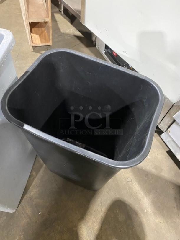 Commercial Heavy Duty Rectangular Trash/Waste Containers! 2X Your Bid! - Image 7 of 10