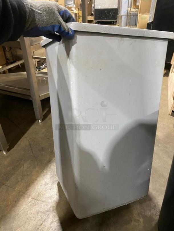 Commercial Heavy Duty Rectangular Trash/Waste Containers! 2X Your Bid! - Image 9 of 10
