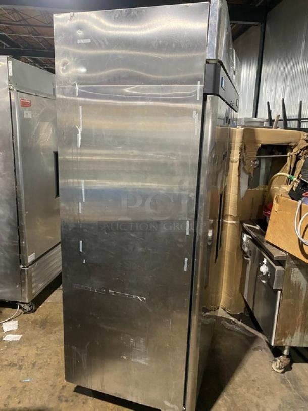 Turbo Air M3 Series Commercial Stainless Steel Solid 2 Door Reach In Freezer! Energy Star Certified! With Poly Coated Wire Racks! Model: M3F47-2 SN: K9F41A8019! 115V! With Casters! - Image 4 of 10