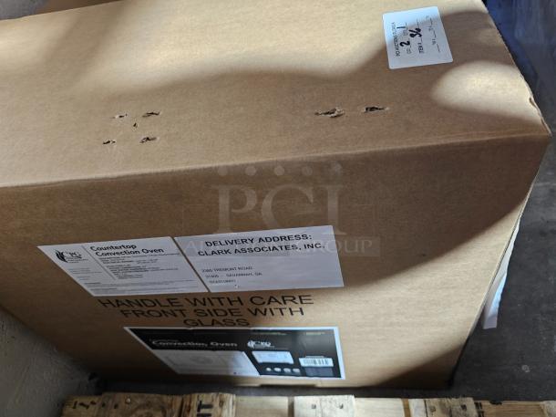 BRAND NEW SCRATCH & DENT Countertop Convection Oven! IN BOX! - Image 2 of 2