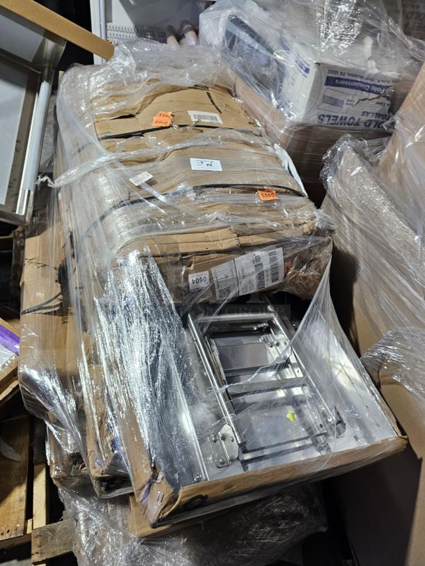 HUGE LIQUIDATION PALLET! Shelving, Kitchen Supplies! Restaurant Liquidation! - Image 1 of 2