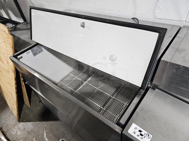 HUGE True Beverage Cooler w/ Fold-Out side and top lids! On Casters! - Image 2 of 3