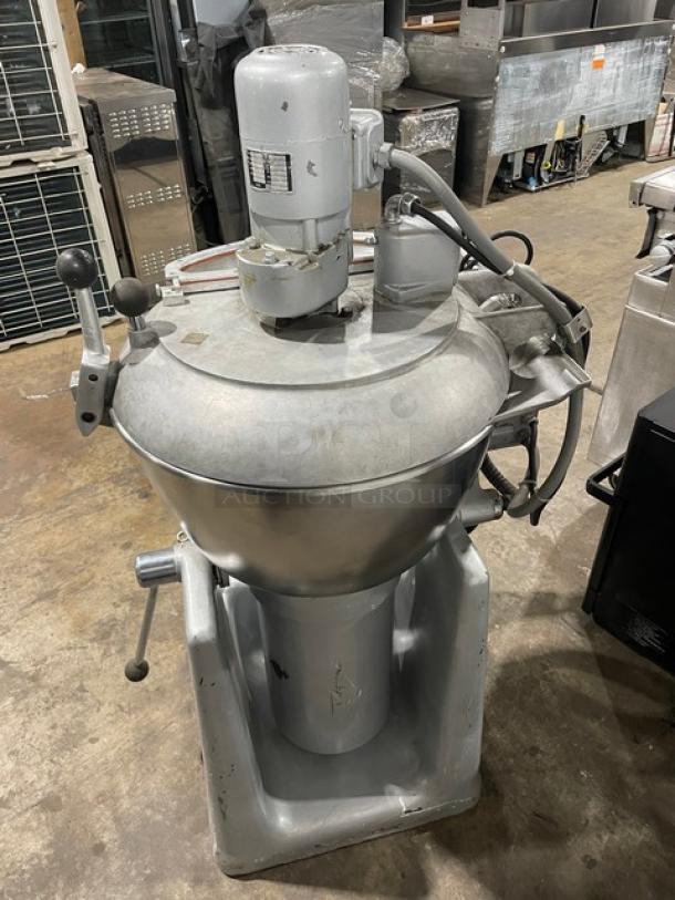 Hobart Commercial Heavy Duty Electric Powered Vertical Chopper/Cutter/Mincer/Mixer! With Stainless Steel Tilting Bowl! With Cover! Model: VCM-40E SN: U1841! 220V 3 Phase! - Image 3 of 9