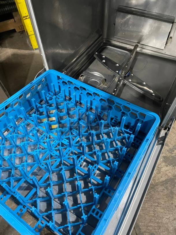 Hobart! New Body Style! Advansys Series Commercial Stainless Steel Electric Powered High Temperature Undercounter Dishwasher! With Full Size Peg Rack! Model: LXER SN: 231215981! 120/208-240V 1 Phase! - Image 5 of 9